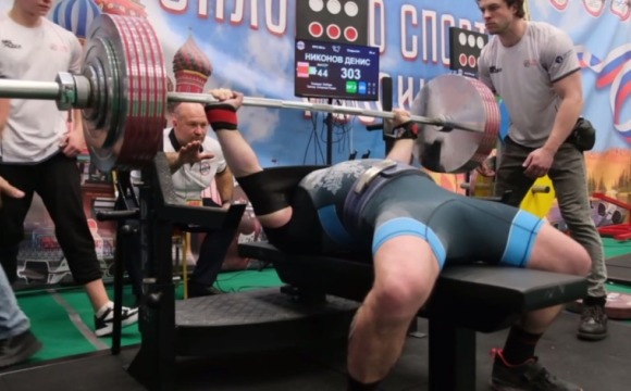 Спортсмен из Красногорска установил российский и мировой рекорды по жиму штанги