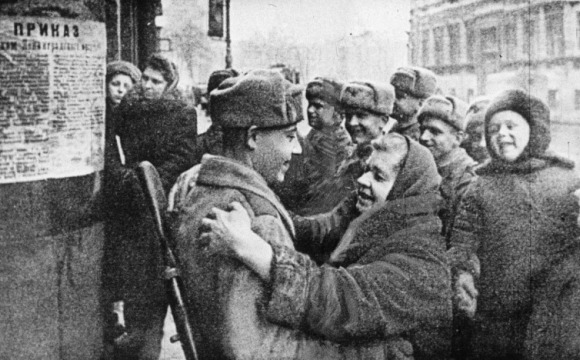 27 января – освобождение Ленинграда от фашистской блокады, длившейся 872 дня