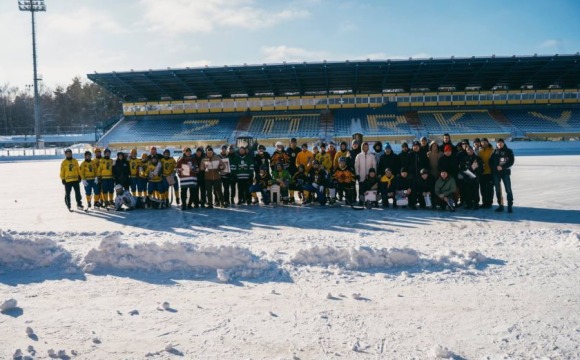 На стадионе «Зоркий» прошел турнир по мини-хоккею с мячом, посвященный памяти выдающегося тренера М.К. Девишева