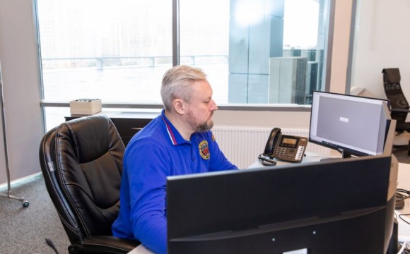 В службе спасения Подмосковья в 2026 году получено более 2,4 тысяч аварийных вызовов через «ЭРА-ГЛОНАСС»
