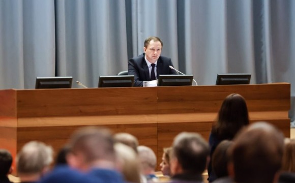 Дмитрий Волков провел оперативное совещание, на котором поставил задачи по наведению чистоты и порядка с наступлением тёплой погоды