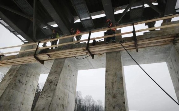 В Красногорске началось укрепление основания дублёра Пятницкого шоссе