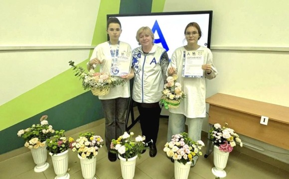 Дмитрий Волков поздравил воспитанников центра «Созвездие» с победами на чемпионате «Абилимпикс»