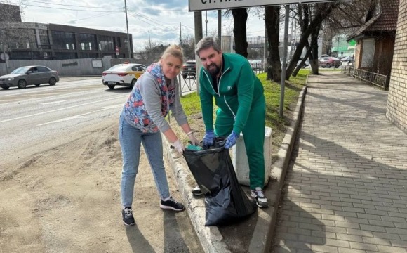 В поликлинике имени Л.Ф. Смуровой прошел весенний субботник