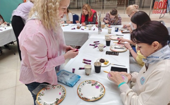 В Красногорске прошел творческий мастер-класс для близких бойцов СВО