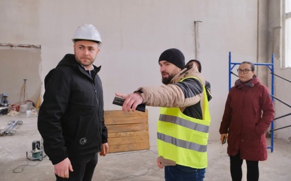 В Красногорске продолжается капитальный ремонт здания гимназии №2 на улице Кирова