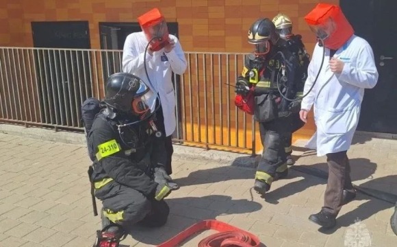 В Путилково прошли масштабные пожарно-тактические учения
