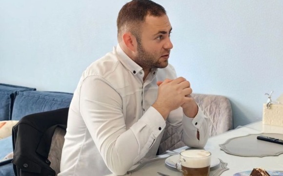 С Днём воздушно-десантных войск поздравили красногорского бойца СВО