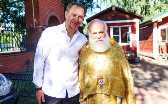 Дмитрий Волков поздравил протоиерея Константина Островского с 75-летним юбилеем
