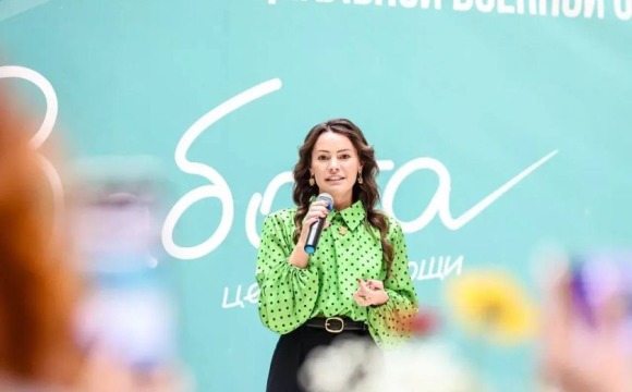 Один год. Триста шестьдесят пять дней поддержки, дружбы и веры.