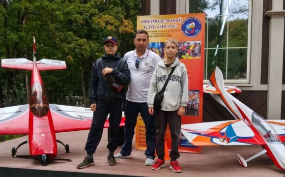 Техника, которая умеет летать: авиамоделисты отметили День города вместе с Красногорском