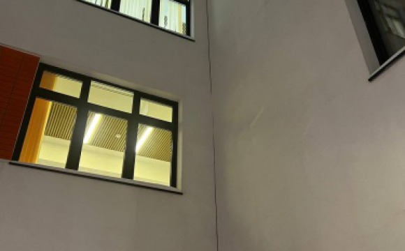 Гарибян: Подведомственный Главгосстройнадзору «МОСОБЛСТРОЙЦНИЛ» проводит техобследование школы в деревне Боброво после появления трещин в стенах