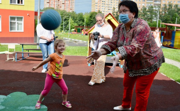 Эльмира Хаймурзина посетила детский сад в Красногорске, возобновивший работу после пандемии