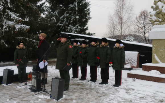 Московские кадеты посетили мемориал в Нефедьево