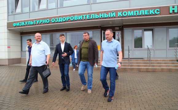 Алексей Спасский посетил спортивный комплекс в Нахабине