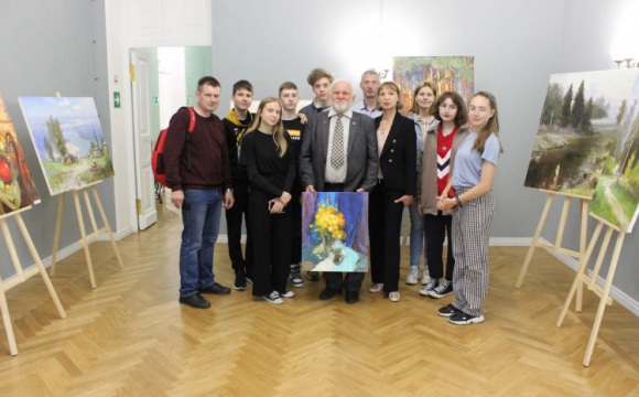 Выставка живописи «Россия – родина моя» проходит в Красногорске