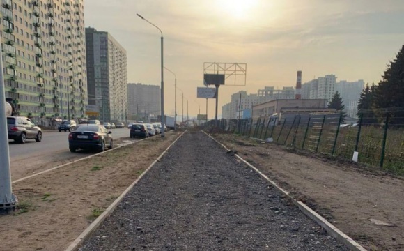 На Путилковском шоссе началось обустройство тротуаров