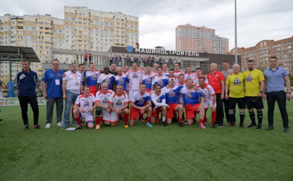 2000 болельщиков посетили гала-матч по футболу в Красногорске