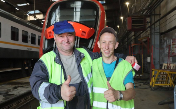 Дмитрий Волков поздравил железнодорожников с профессиональным праздником
