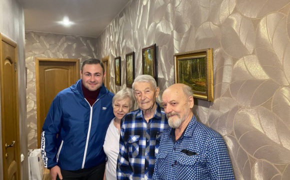 В Красногорске поздравили ветерана с 99-летием