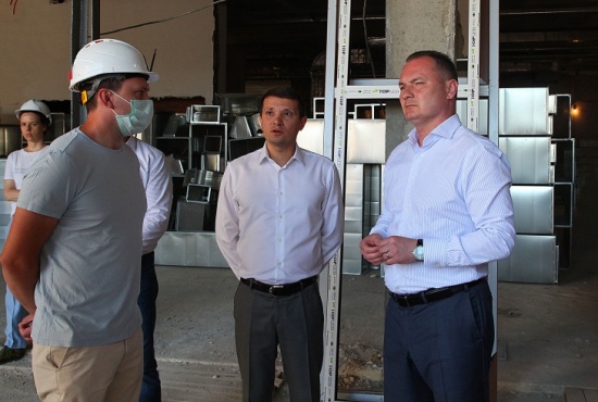 Алексей Спасский проверил ход строительства школы в Опалихе