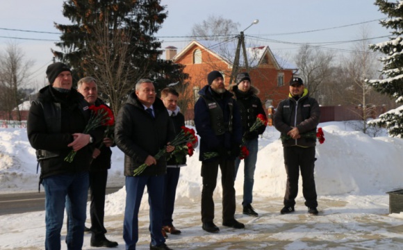 В Нефедьево состоялось возложение цветов к мемориалу «Рубеж обороны Москвы»