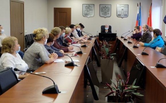 Руководители медучреждений провели традиционную встречу с красногорцами