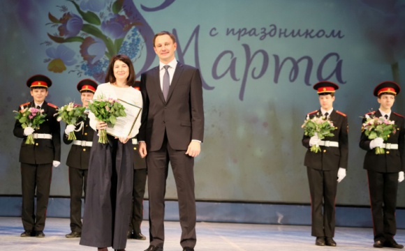 В Красногорске поздравили женщин с наступающим 8 марта
