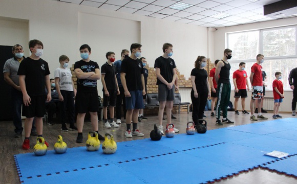 В Красногорске прошел турнир по гиревому спорту