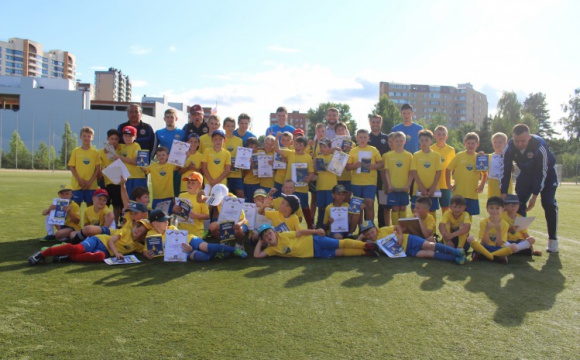 Красногорский Zorky Camp приглашает юных футболистов