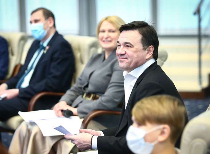 Андрей Воробьев и Мария Нагорная встретились с активистами "Народного бюджета"