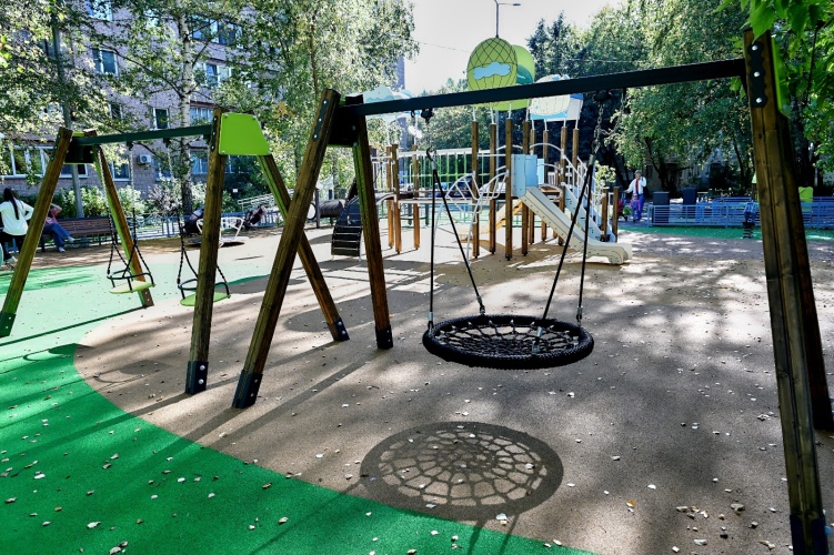 В Красногорске появилась новая детская площадка