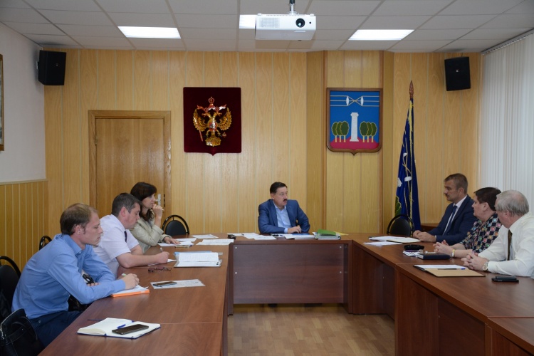 В администрации прошло совещание по строительству и реконструкции объектов здравоохранения Красногорского района