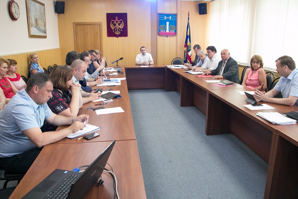 В администрации Красногорского муниципального района проведено совещание с главами поселений и председателями Советов депутатов