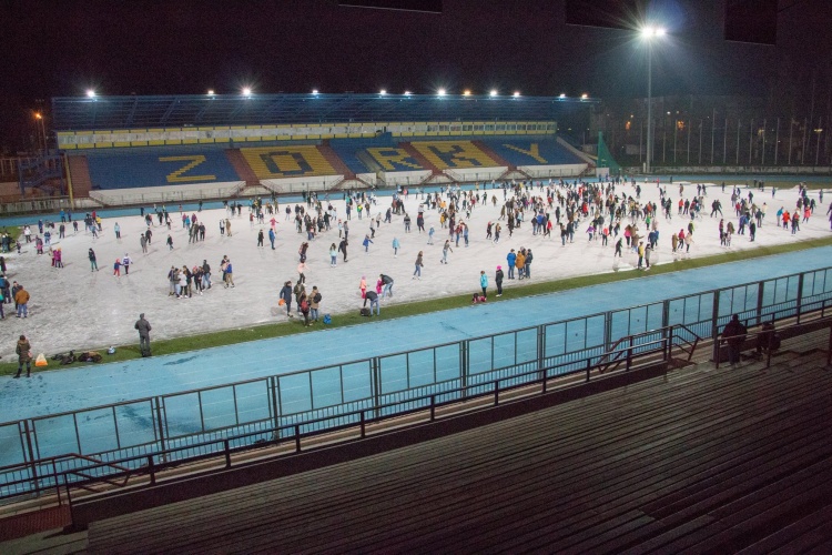 В Красногорске состоялось первое массовое катание на коньках под открытым небом