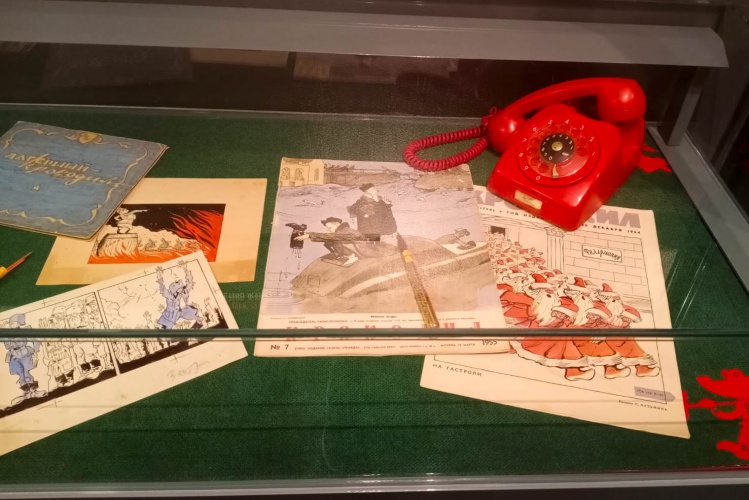В Красногорском филиале Музея Победы открылась выставка к 100-летию журнала «Крокодил»