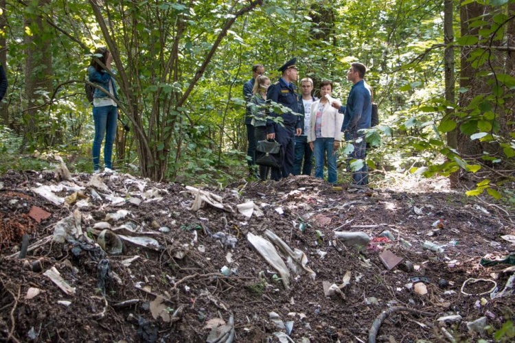 В Опалихе обнаружены очаговые свалки мусора