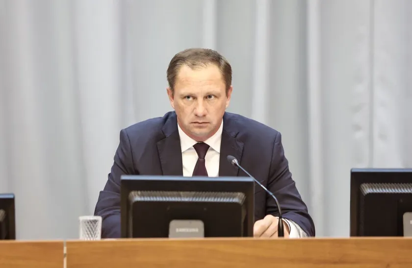 Дмитрий Волков провел оперативное совещание по вопросам наведения чистоты, подготовки к осенне-зимнему периоду