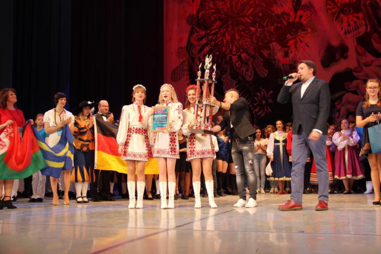 17 раз в Красногорске прошел фестиваль молодежи породненных городов "Новый мир"