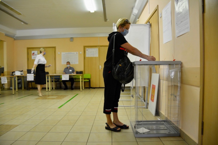 За голосованием в Красногорске следит почти 400 наблюдателей