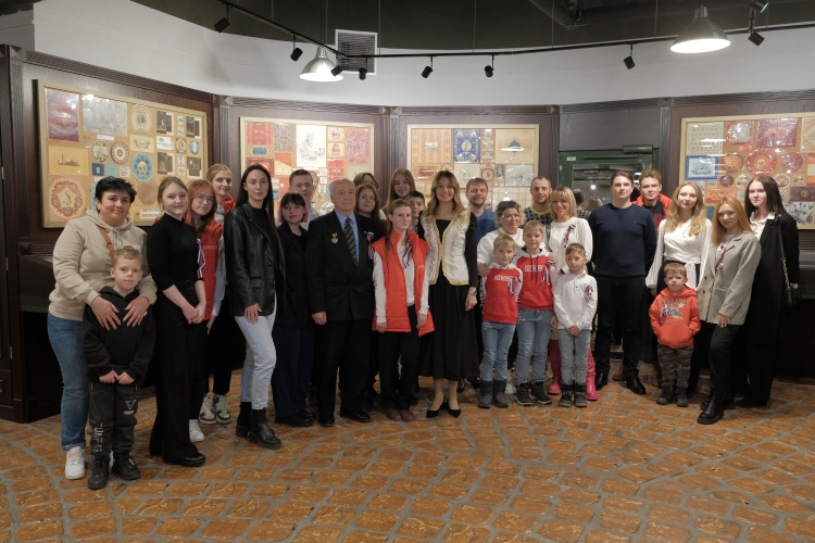 В музее техники Вадима Задорожного провели акцию-концерт