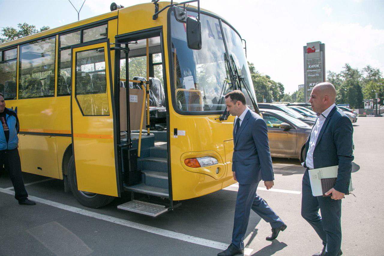 Для Ангеловской школы приобретен автобуса для перевозки детей