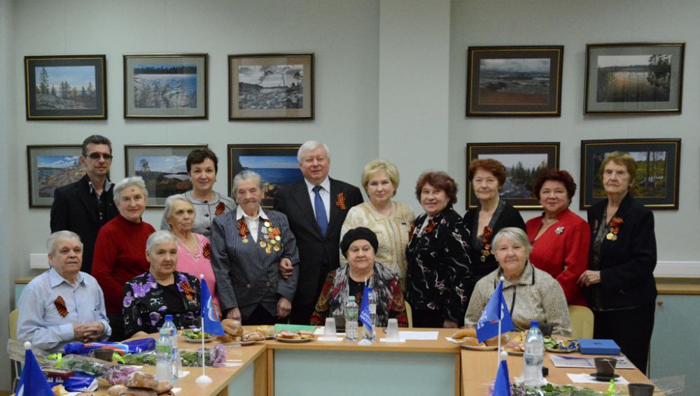 Красногорским ветеранам вручены юбилейные награды