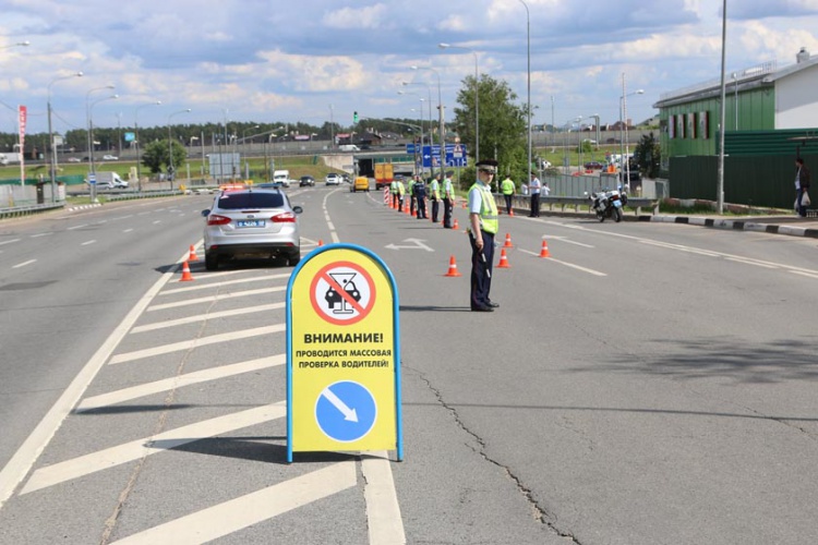 В июле месяце продолжится проведение тематических проверок водителей на территории городского округа Красногорск
