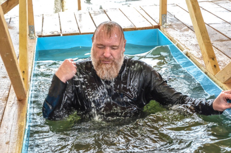 Красногорцев просят соблюдать меры безопасности во время крещенских купаний