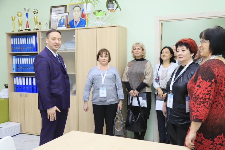 45 директоров школ ЛДНР прошли обучение в образовательном центре Красногорска
