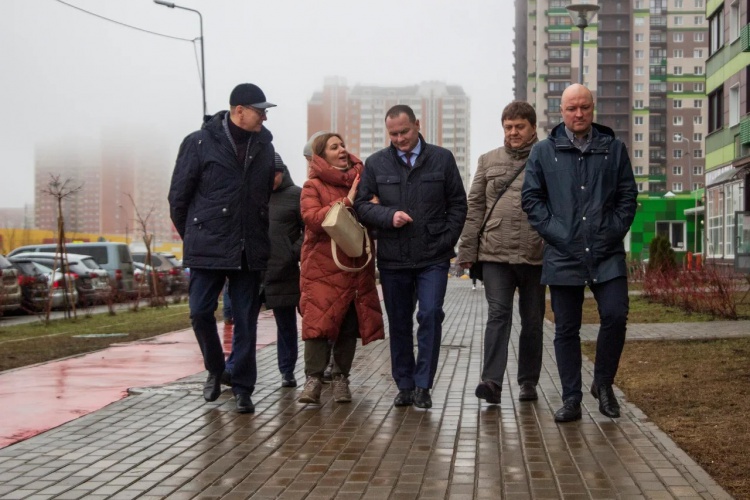 Алексей Спасский обсудил проблемные вопросы с инициативной группой жителей Путилкова