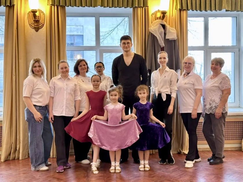 В молодежном центре прошёл вдохновляющий мастер-класс по бальным танцам «В ритме танца»