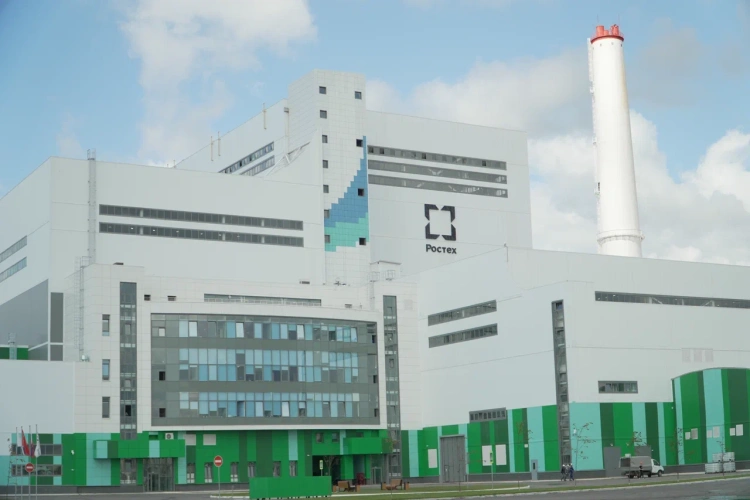 Проверяющие оценили взаимоотношения оперативных дежурных с гражданами, звонящими по телефону. Сотрудники полиции были вежливы и корректны. Жалоб на их действия в ходе визита общественников не поступило. Представители Общественного совета положительно оцен