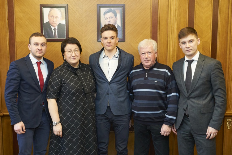 Глава округа встретилась с лидерами спортшколы «Зоркий»